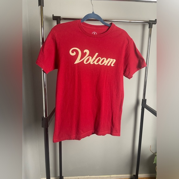 SOLD Volcom Red Tee. Small. Summer Style. Only One Left!!!! - Picture 1 of 3